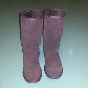 Purple Ugg style boot
