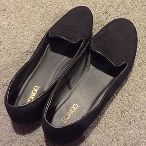 Price dropped!!! Black suede flats.