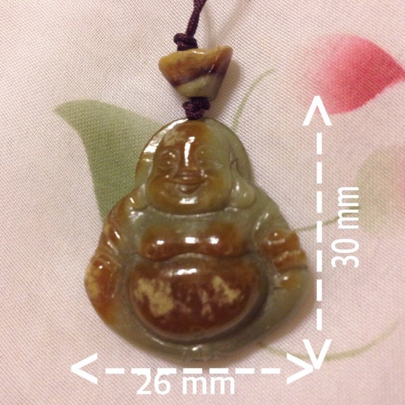 🌹This luck Buddha necklace is real jade, 🌹