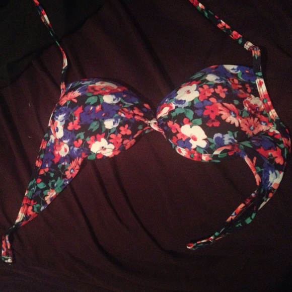 Swim top/floral MEDIUM
