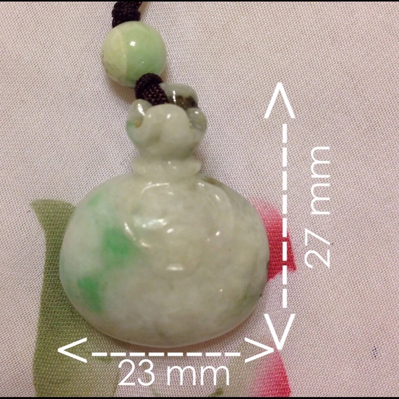 🌹This luck money bag necklace is real Jade.🌹