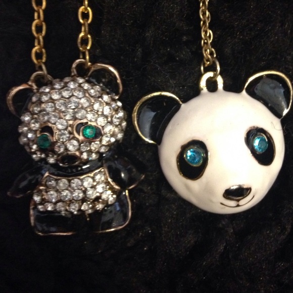 Necklaces - Picture 4 of 4