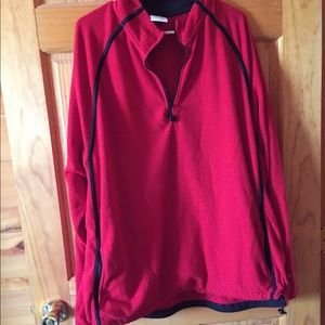 Price dropped!!! Red & black fleece pullover.
