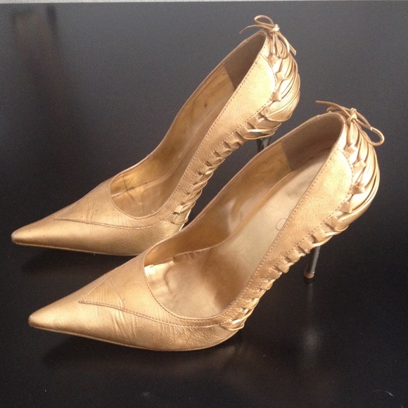 Gold pointed heels