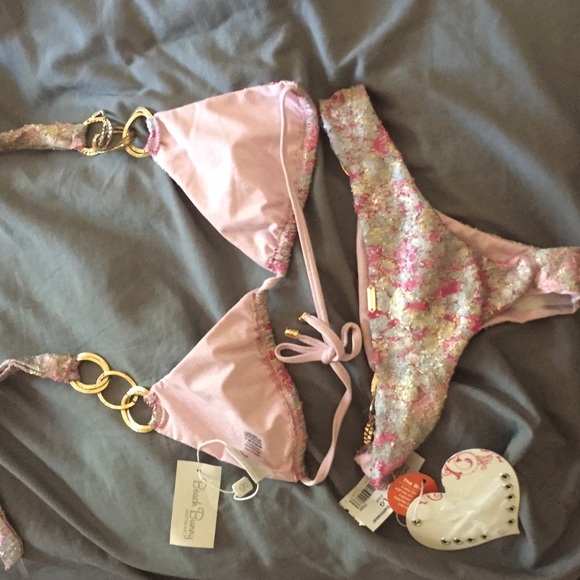 Pink beach bunny bikini - Picture 2 of 3