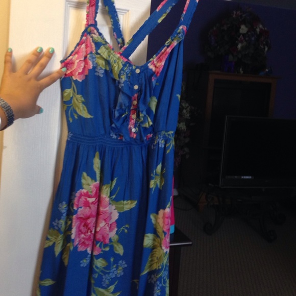 Floral cris-cross back dress