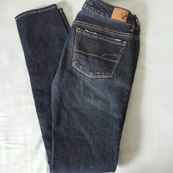 BNWOT American Eagle skinny jeans