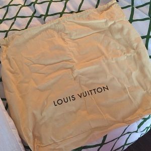LOUIS Vuitton dustbag