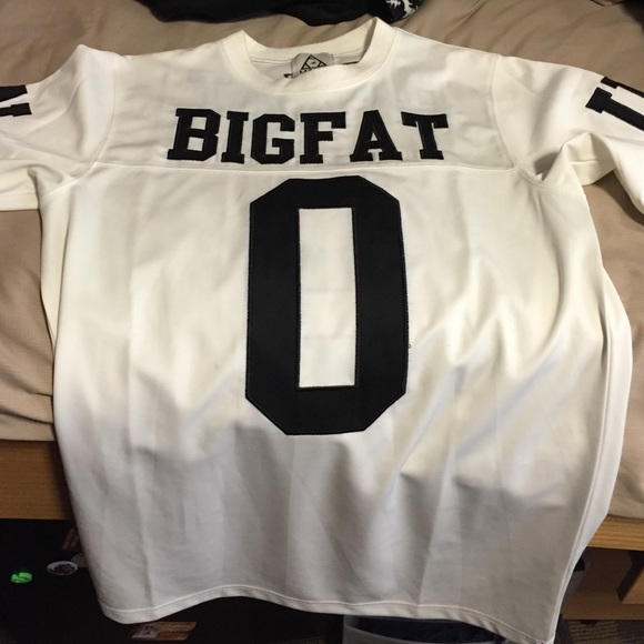 UNIF  jersey. (Small stain)