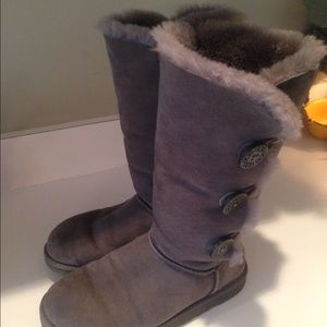 Tall grey Triple Bailey Button Uggs