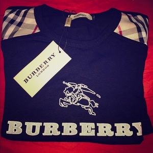 Burberry T Shirt