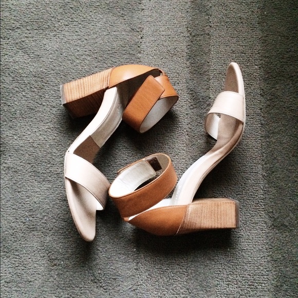 ⭐️SOLD⭐️Chloe Nude Ankle Strap Heeled Sandals