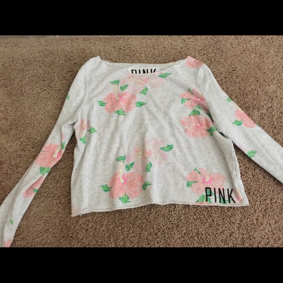 Small Victoria secret pink sweater.