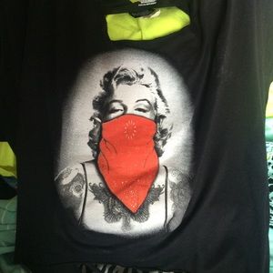 Marilyn Monroe shirt