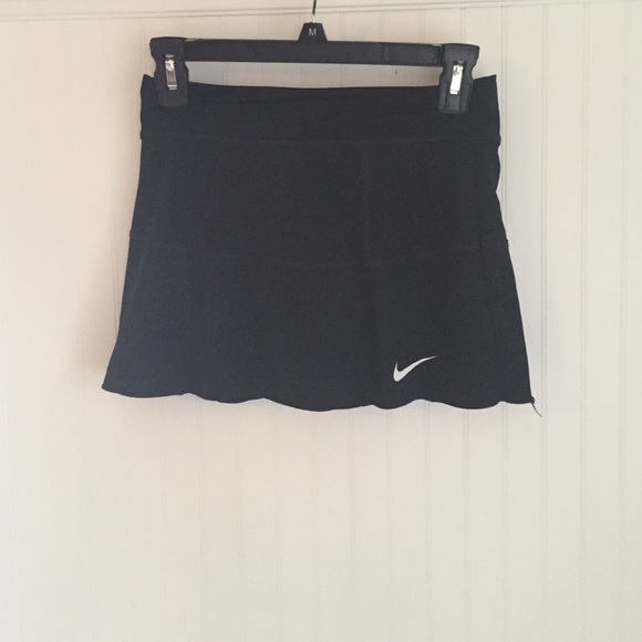 Black skirt