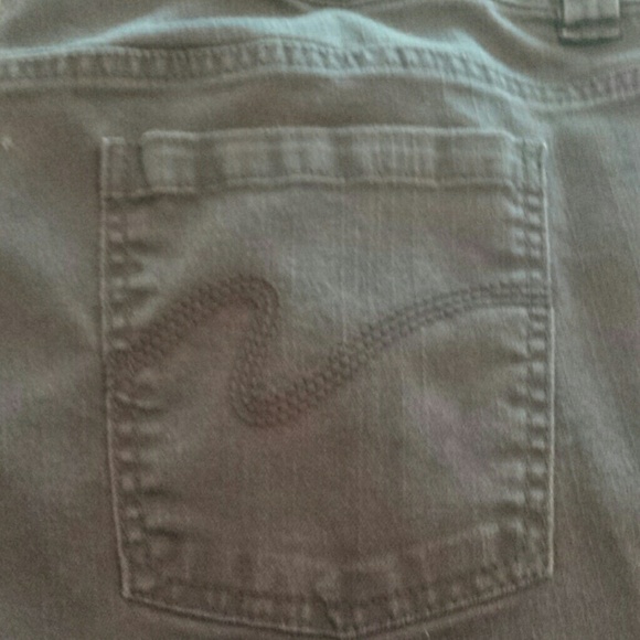 Pants - Picture 2 of 3