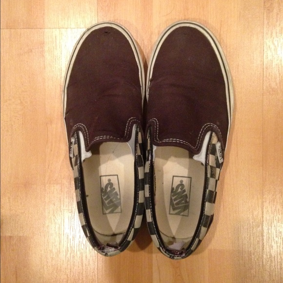 Checkered VANS slip on