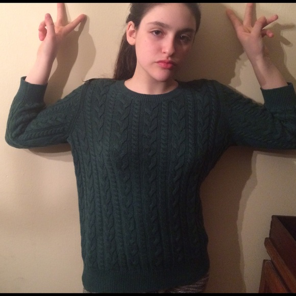 H&M green sweater