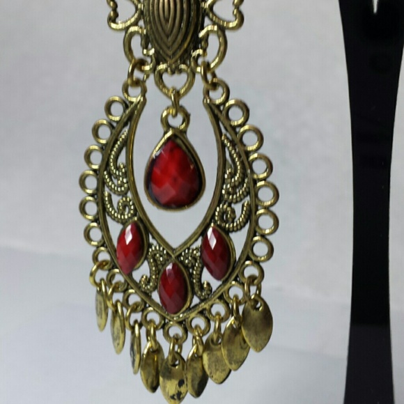 Earring - Picture 2 of 2
