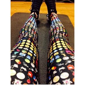 Zara Terez Emoji leggings