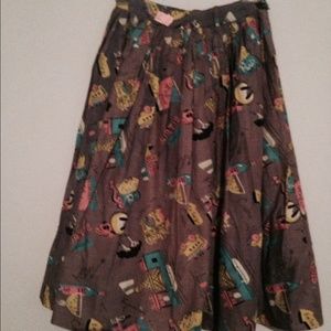 Vintage print skirt. Grey base with fun print.