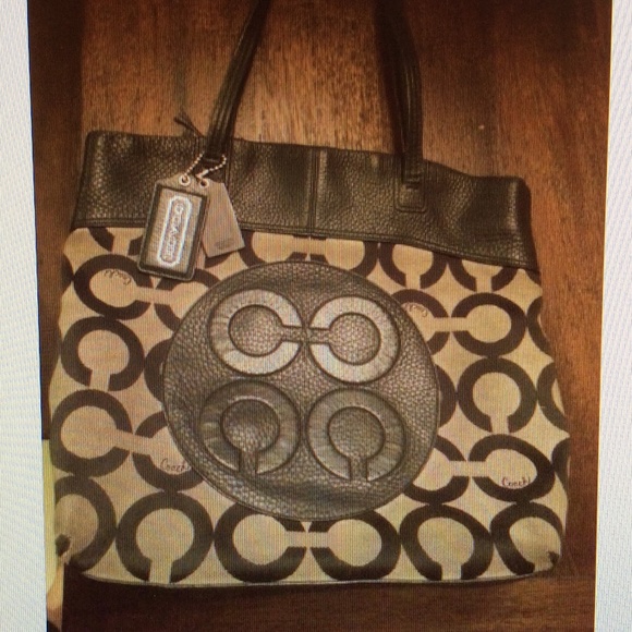 Coach shoulder bag