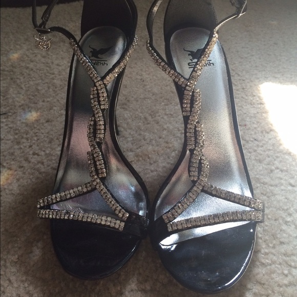 4" sparkly high heels