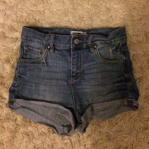 High wasted jean shorts