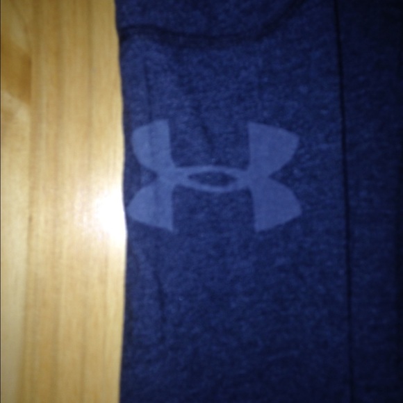 Cropped Underarmor Sweats - Picture 2 of 4