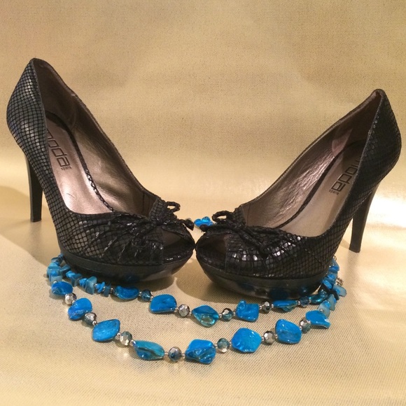 🛑SOLD💄- 💘MODA SPANA💘 BLACK FAUX SNAKESKIN STILETTOS - Picture 2 of 4