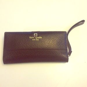 kate spade New York black wallet/wristlet