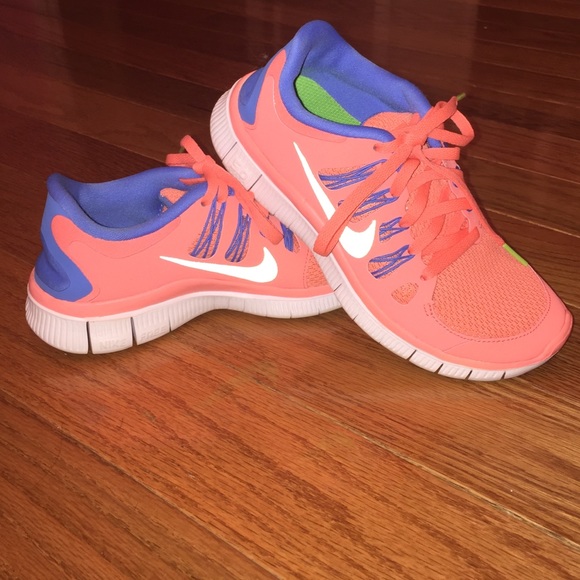 Nike Shoes - Nike Free 5.0 Tennis Shoes