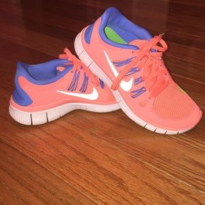 Nike Free 5.0 Tennis Shoes