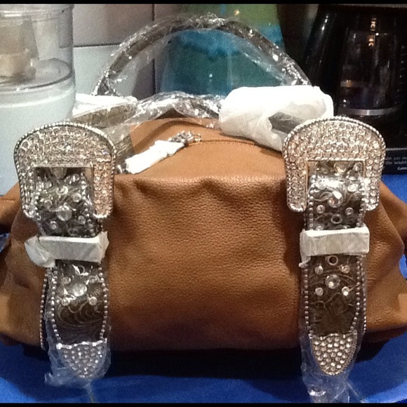 Authentic Charm and Luck Coco leather handbag - Picture 2 of 4