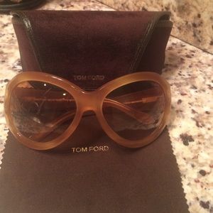 TOM FORD SUNNIES 😎🌴😎🌴💯 AUTHENTIC