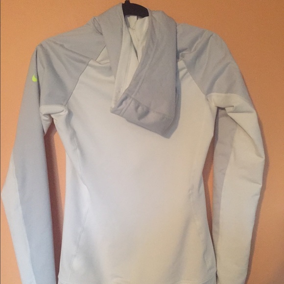 Nike Jacket - Picture 2 of 3