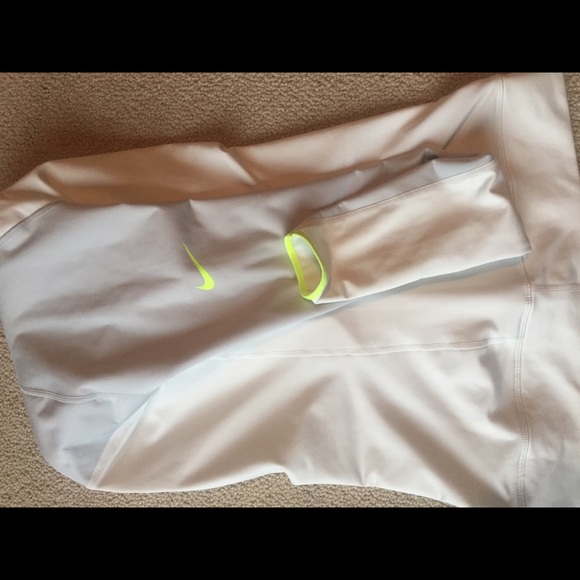 Nike Jacket - Picture 3 of 3