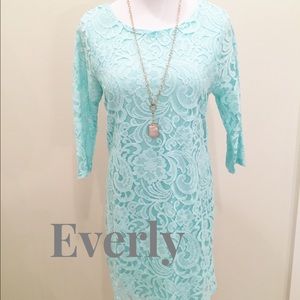 [everly] lace shift dress