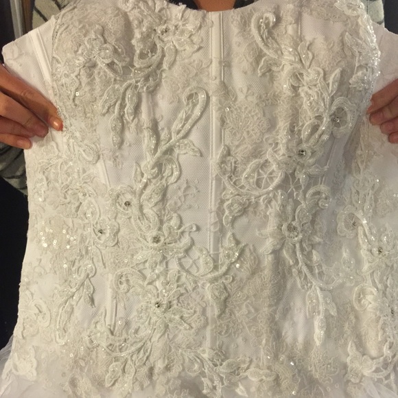 Wedding dress from Davids Bridal - Picture 2 of 4