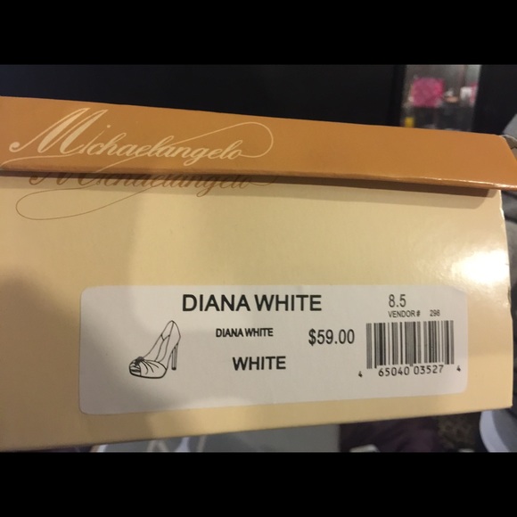 Brand New never worn wedding shoes - Picture 4 of 4