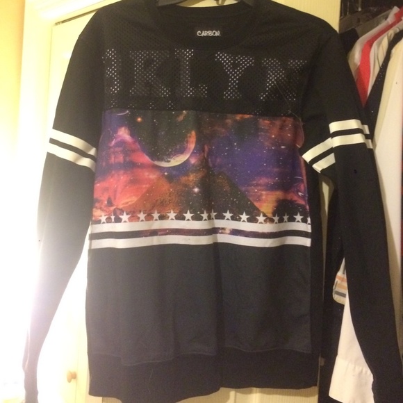 Unisex crewneck