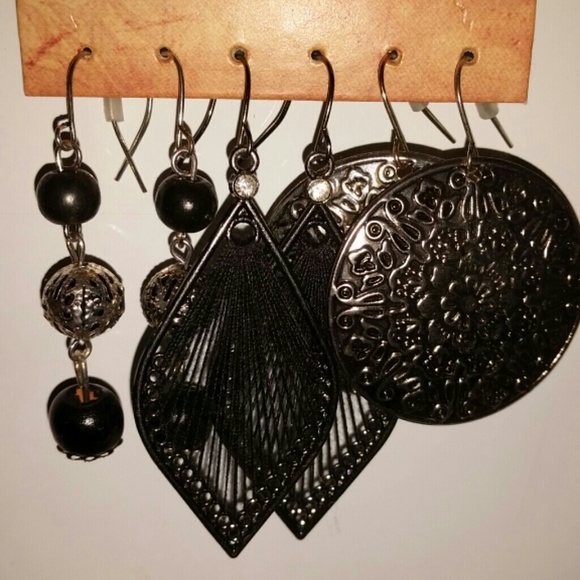 Mudd earrings