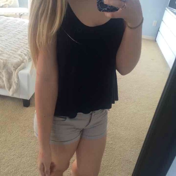 GIlly hicks black flowy tank top