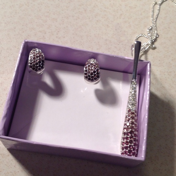 Necklace and earrings