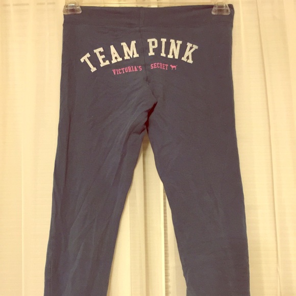Vs pink crop workout pants
