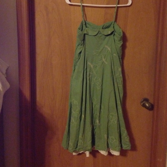 Vintage Dress - Picture 3 of 3