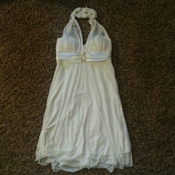 Dress - Picture 1 of 4