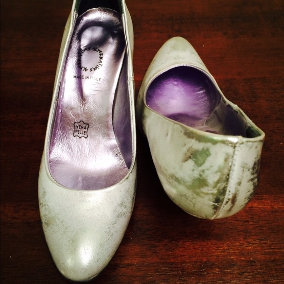 Vera Pelle "Alternatives"  Italian Pumps