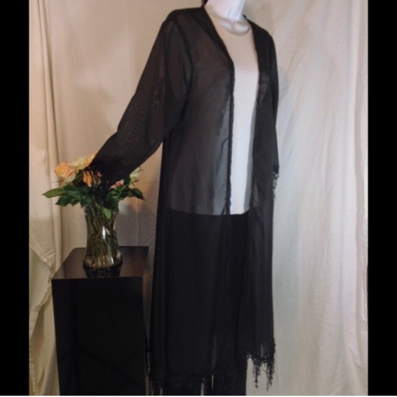LAST ONE! 💘Trendy Black Long Sheer Kimono💘 - Picture 4 of 4