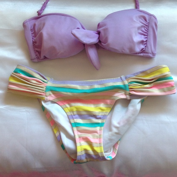 SOLD: Victoria's Secret bathing suite top & bottom - Picture 1 of 1